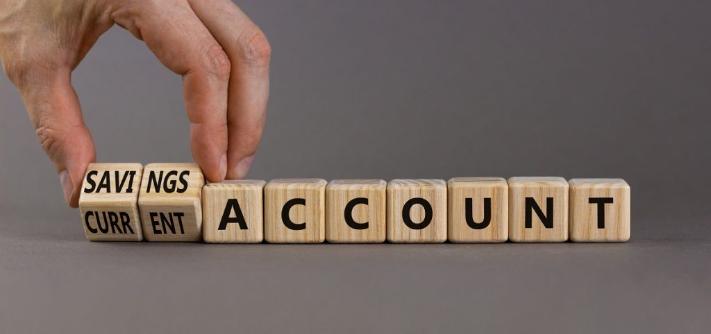 Savings of the Current Account VS